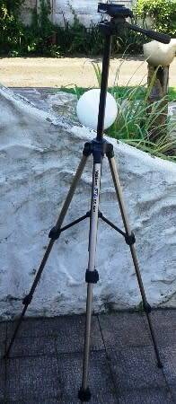 TRIPOD VELBON COMPLETE WITH MOUNTING PLATE (GD CONDITION)